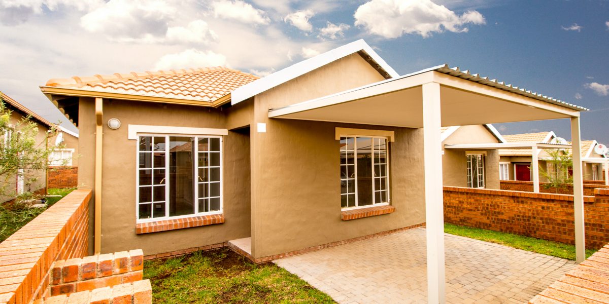 Exterior Piccolo Close 1