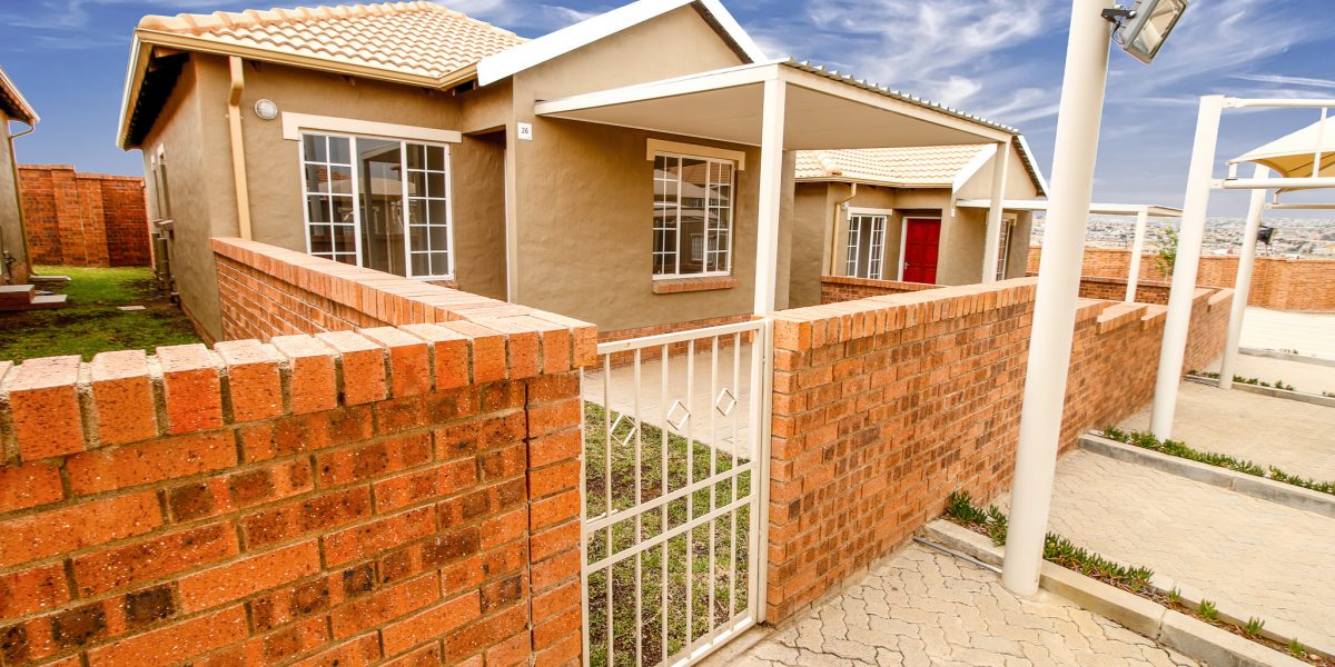 Exterior Piccolo Close 4